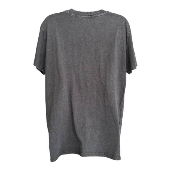 Maurices Charcoal Tee with Tan Whiskey Graphic Size M - Picture 4 of 7